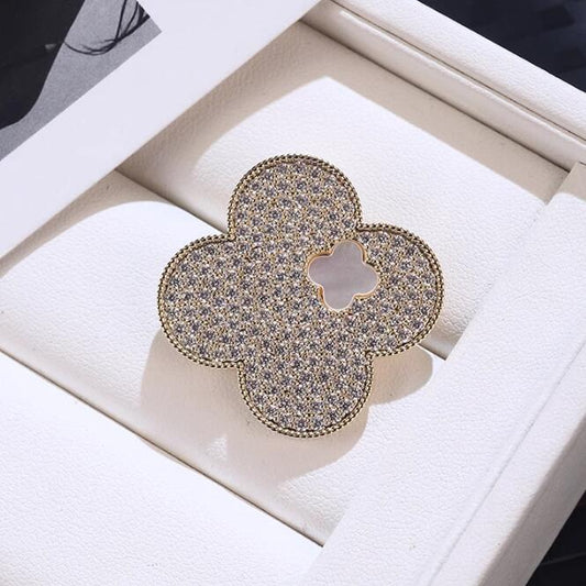 Full diamond diamond brooch high grade