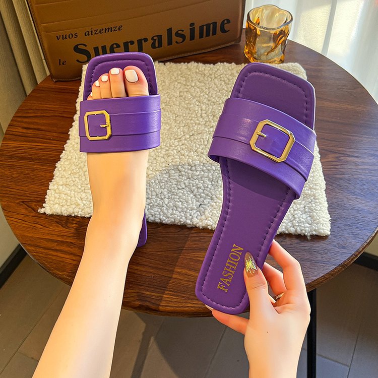 Candy-colored square slippers