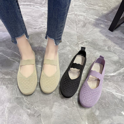 Flat-soled fly-woven shoes