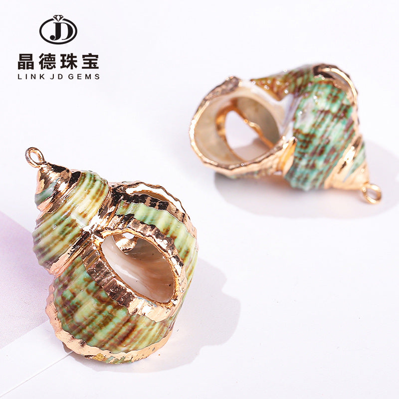 Electroplated green conch hollow pendant