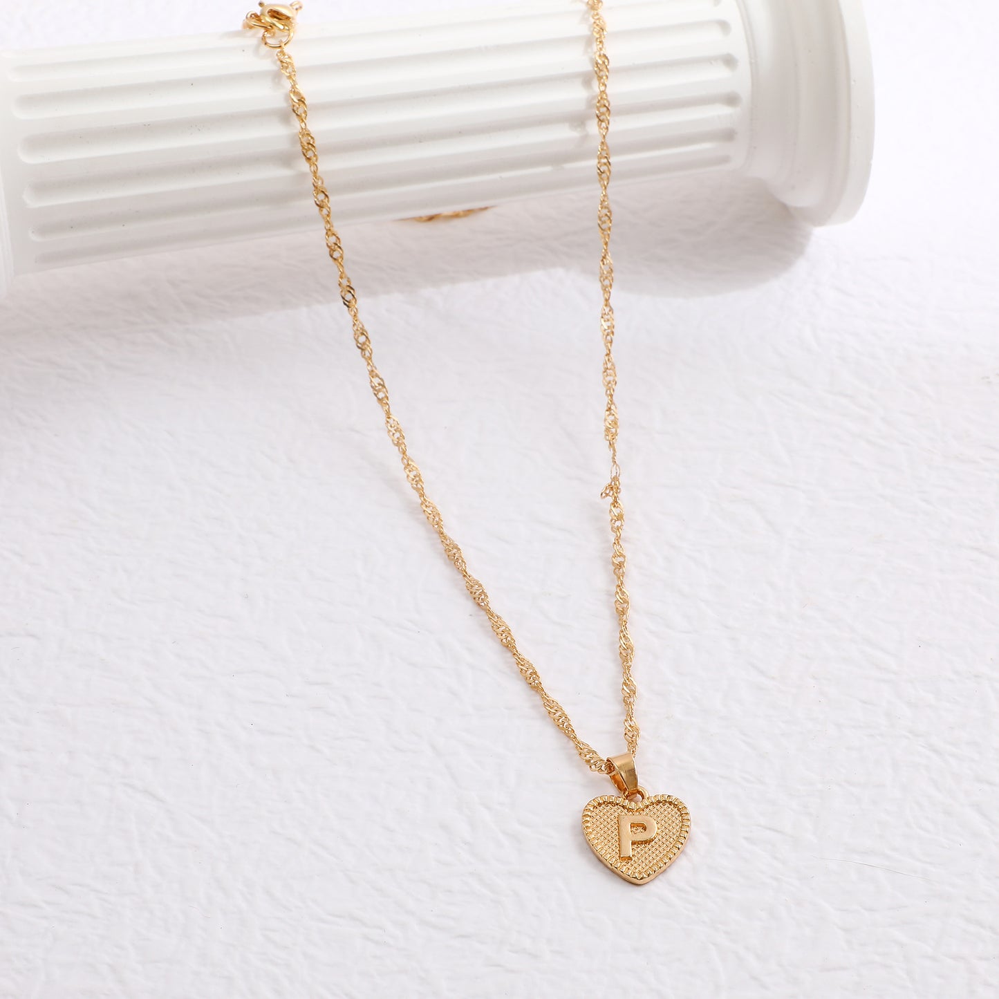 Hot selling heart letter necklace