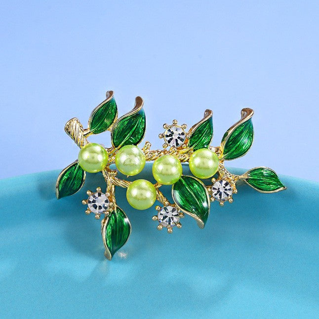 Green Plant Accessory Pin