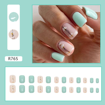 Light Blue Vintage Floral Short Nails