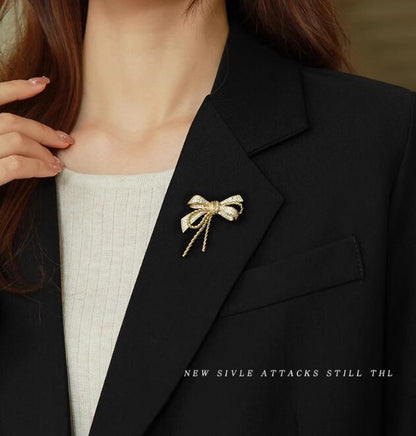 Bow high-end brooch