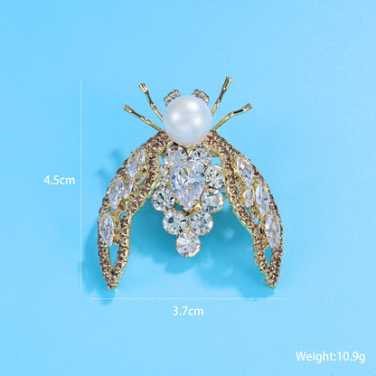 Eco-friendly crystal brooch pin