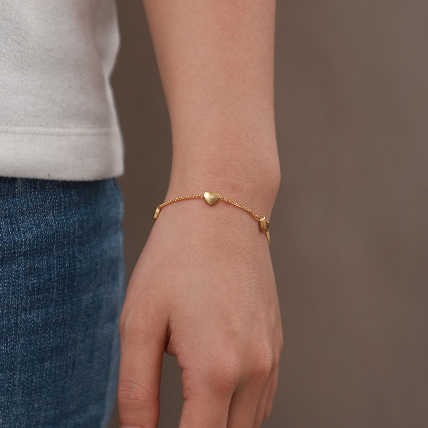 Four Heart Thin Chain Bracelet