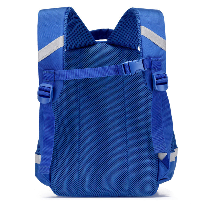 Breathable astronaut backpack