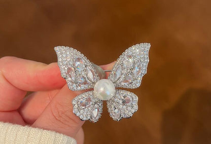 Butterfly full diamond brooch woman