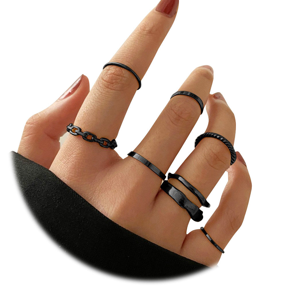 Black 7-piece ring set