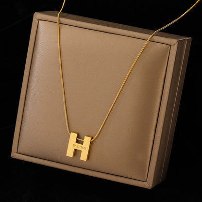 Hot Sale H Letter Titanium Steel Necklace