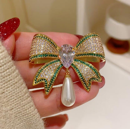 Full Diamond Bow Brooch Brooch