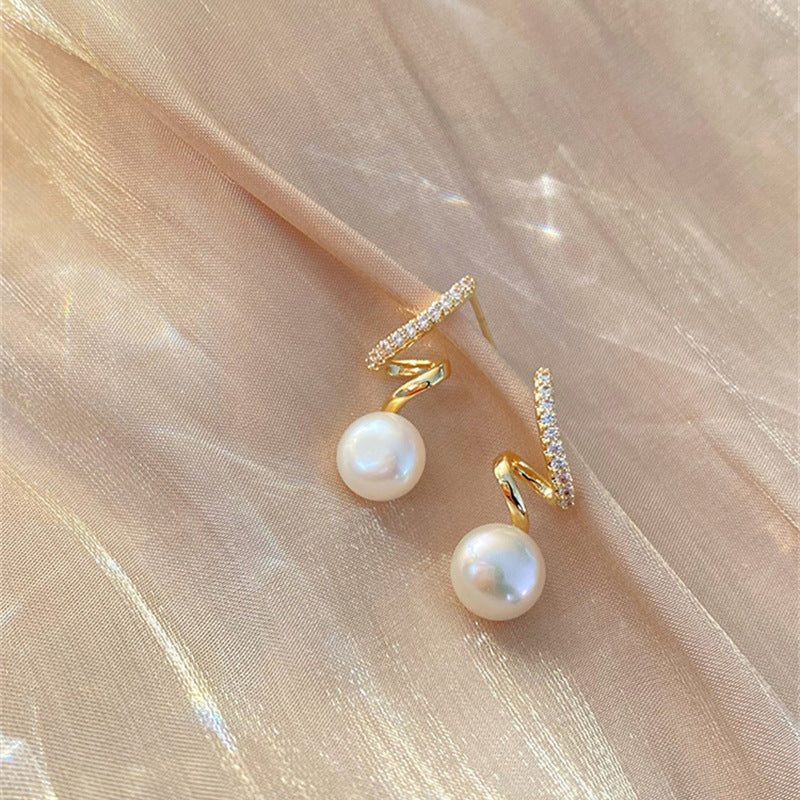 New Twisted Diamond Pearl Earrings