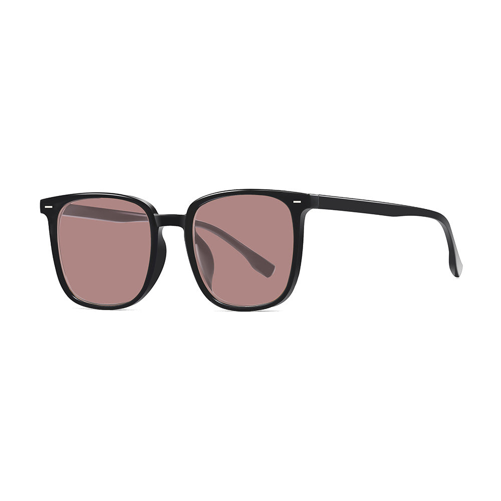 Small and Large Frame Trendy Tea-colored Sunglasses