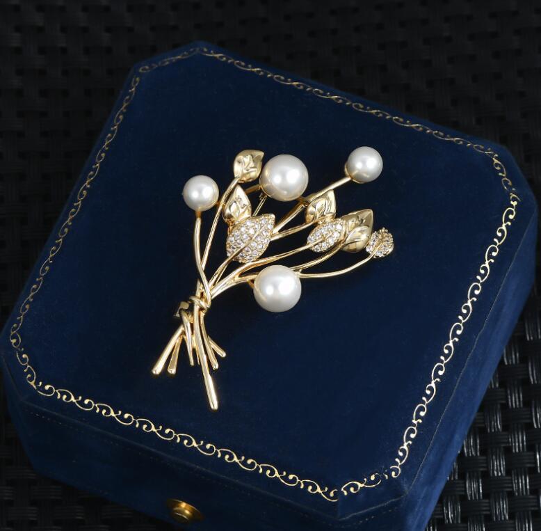 Leaf Brooch Pearl Bouquet