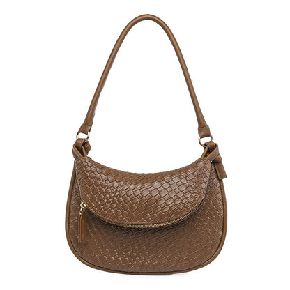 Niche crescent bag