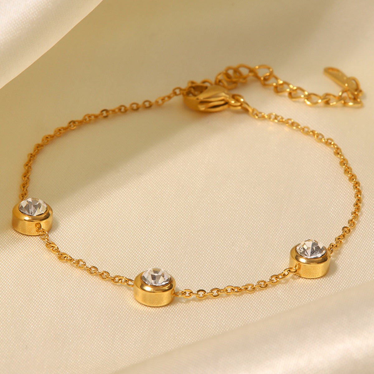 Round Zirconia Bracelet