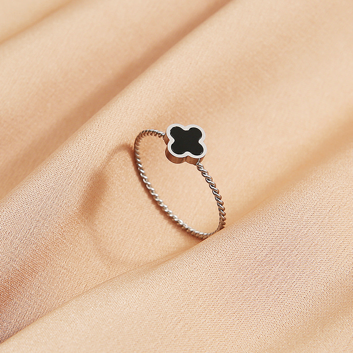 Titanium steel non-fading four-leaf clover ring