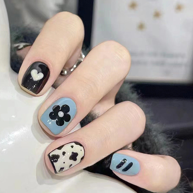 Black White Blue Sweet Short Nails