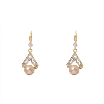 Champagne pearl earrings