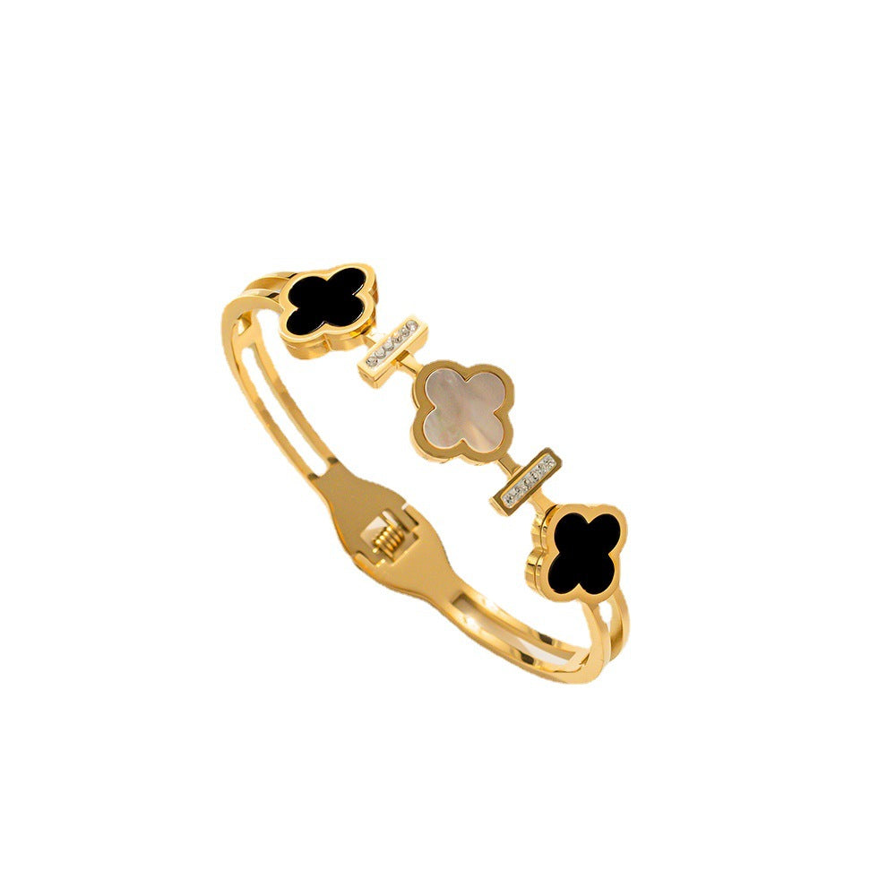 Lucky Clover Bracelet, Women's Elegant Zirconia Inlay, Manufacturer Stock