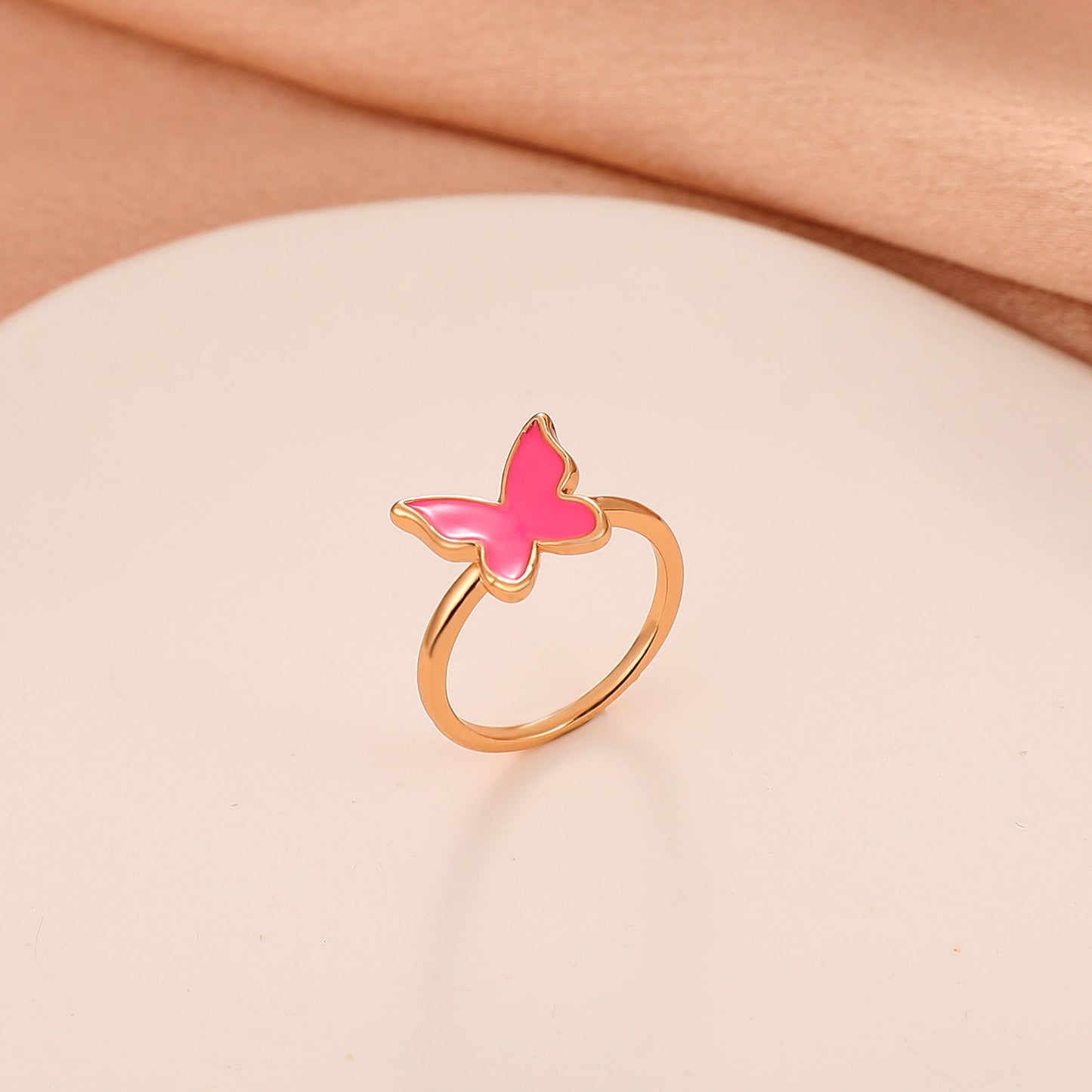 Vintage drip butterfly ring