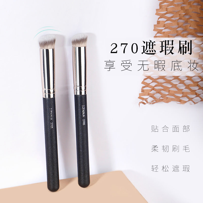 270 Concealer and Foundation Brush