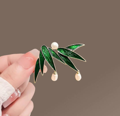 Chinese style bamboo pearl pin corsage