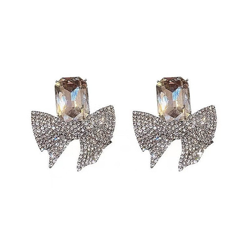 Pendientes de cristal cuadrado con lazo de diamantes