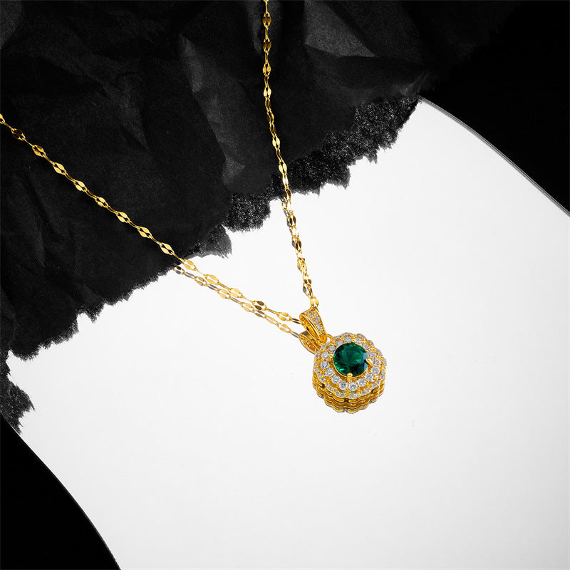 Square emerald necklace