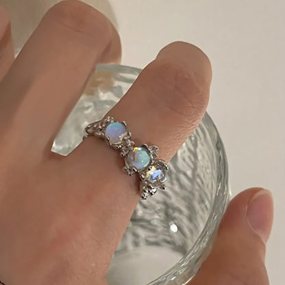 Vintage Moonstone Ring Niche