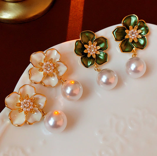 Camellia pearl earrings