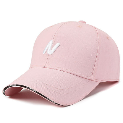 Gorra de pico de pato moderna con letras coreanas bordadas 