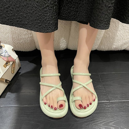 Height-increasing cool slippers