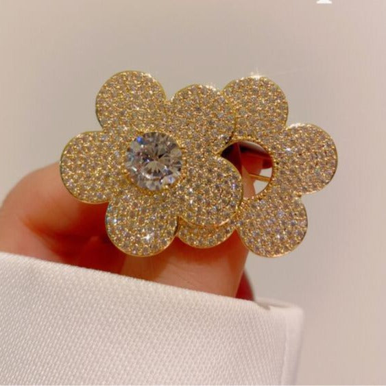 Cute flower brooch