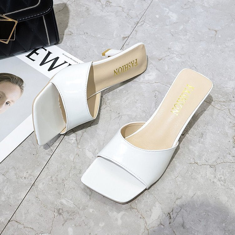 One-straight mid-heel sandals