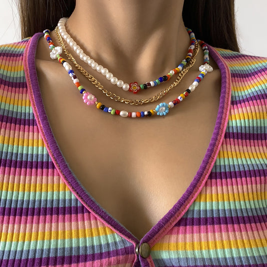 Contrasting color beaded metal chain necklace