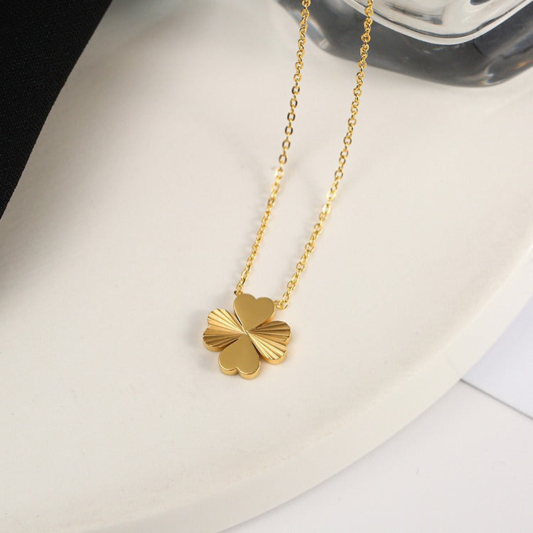 Four-leaf clover titanium steel necklace 1