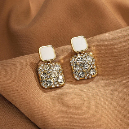 Temperament autumn and winter earrings