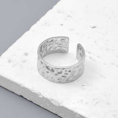 Anillo de mujer de acero de titanio con forma de serpiente y estrella ajustable 