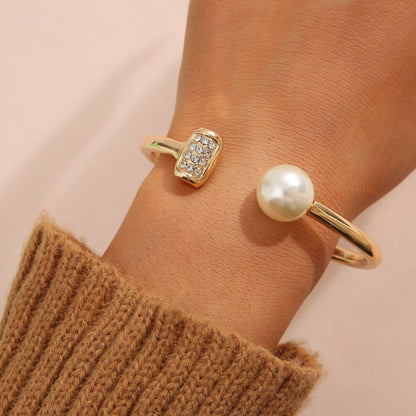 Temperament pearl alloy open bracelet