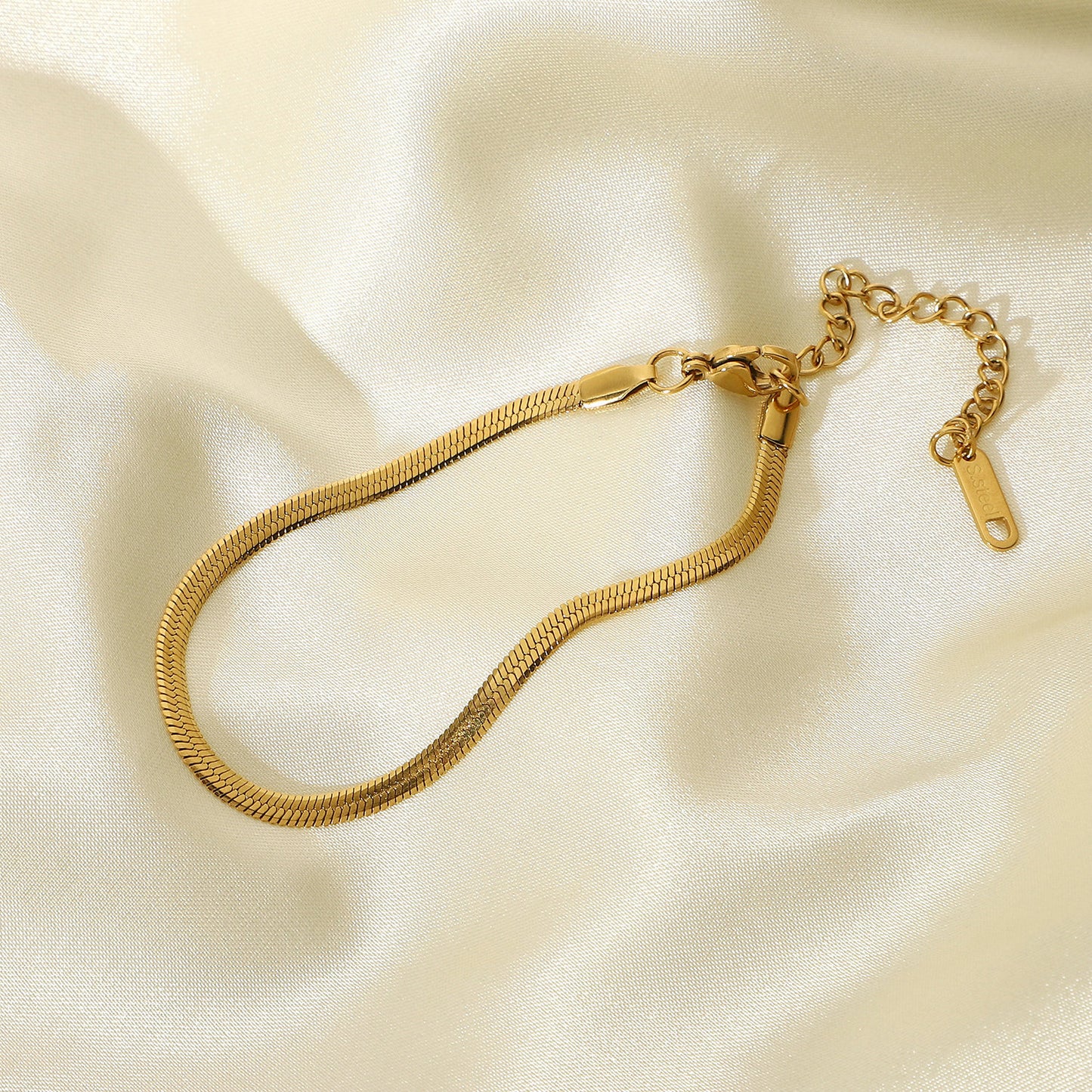 Gold 3mm blade chain snake chain bracelet