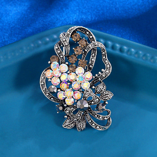 Female Rhinestone Brooch Corsage