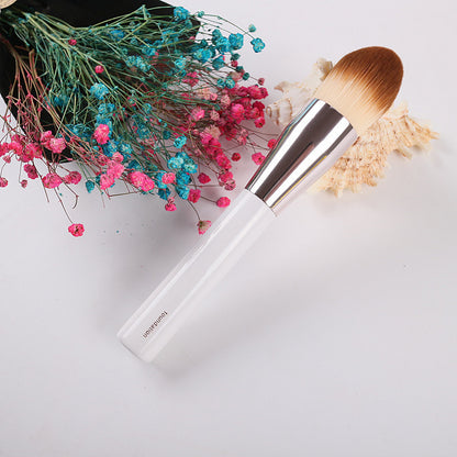 Moyu Rocket-Shaped Foundation Brush