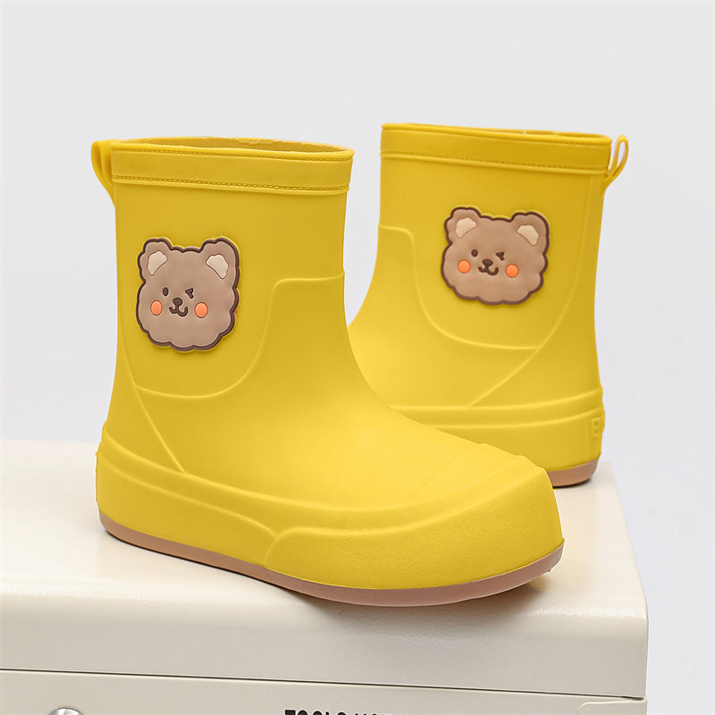 Rain boots transparent bear explosion