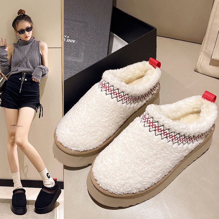 Fleece thermal slippers