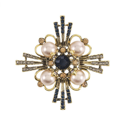 Pearl Flower Brooch