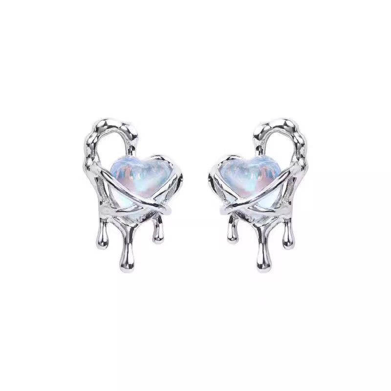 S925 Silver Needle Love Earrings