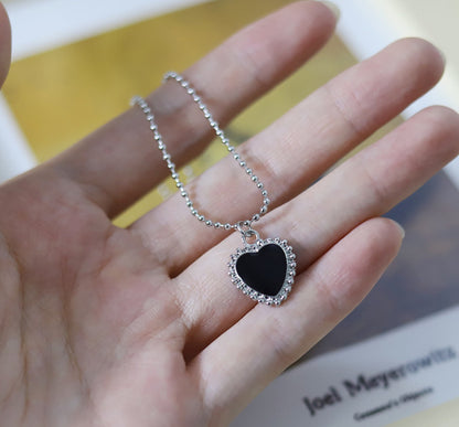 Black love pendant necklace female