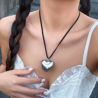 Big love pendant necklace