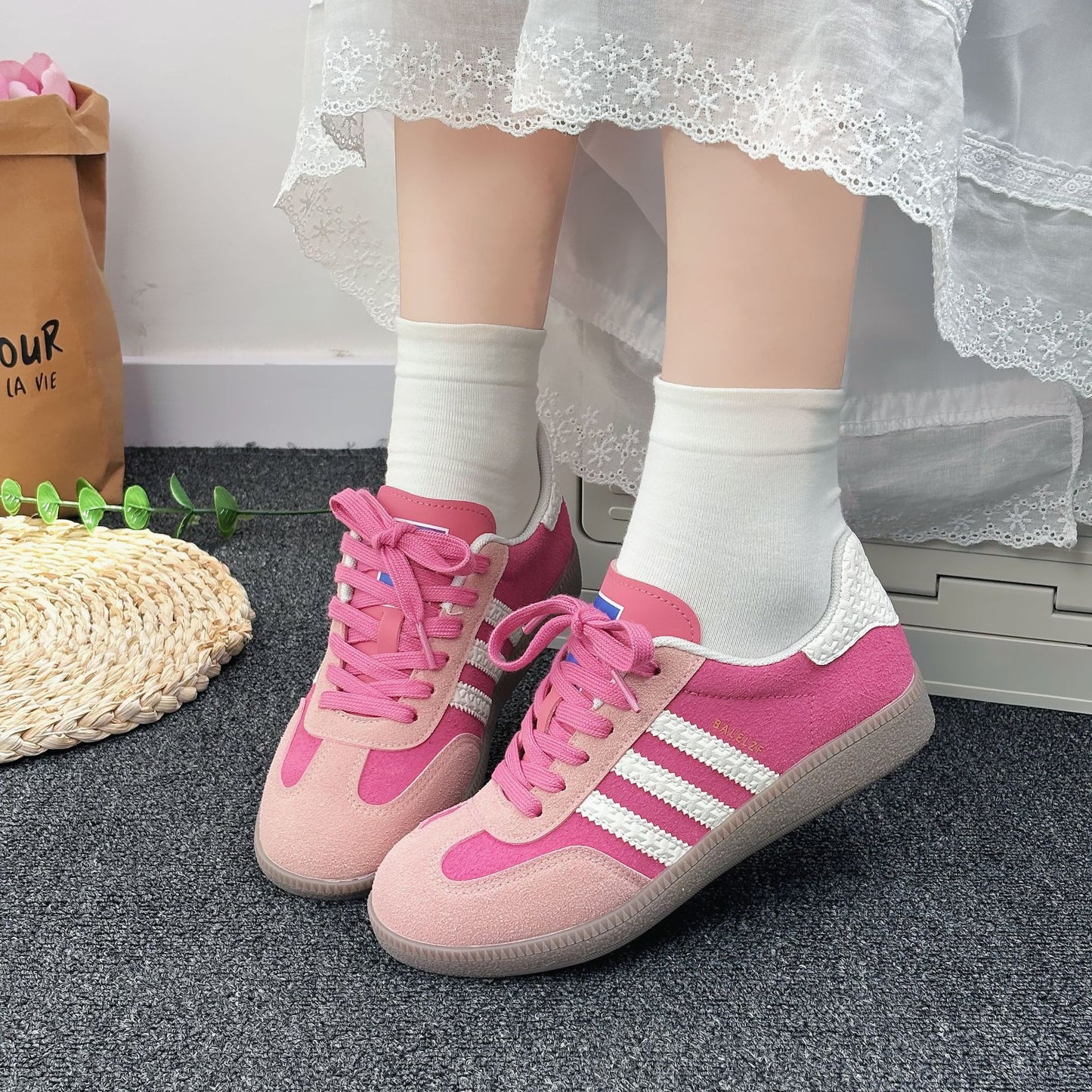 New summer pink breathable soft bottom shoes for women